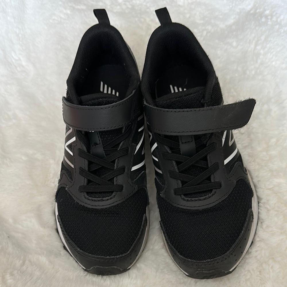 New balance Kids Black Athletic Shoes